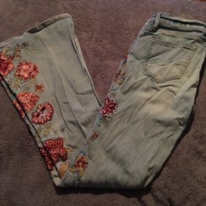 Floral Embroidered Light Wash Driftwood Bell Bottoms in a size 29